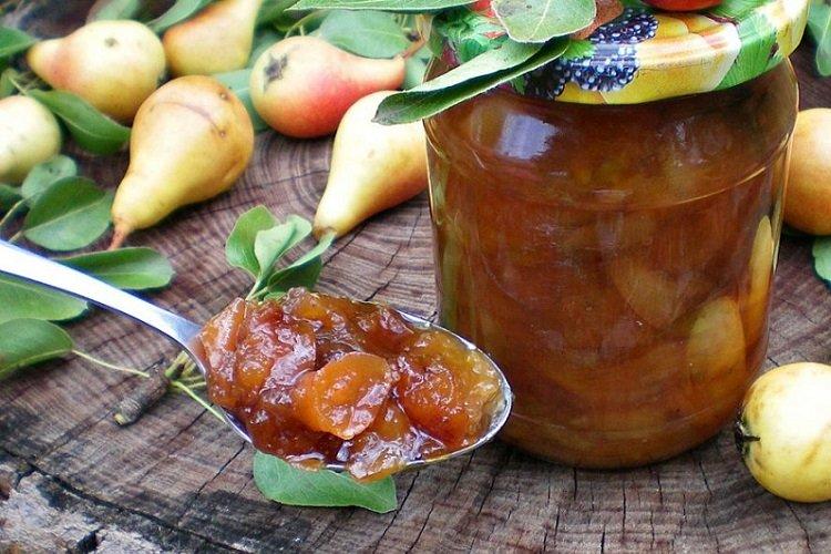 Confiture de rhubarbe et poire