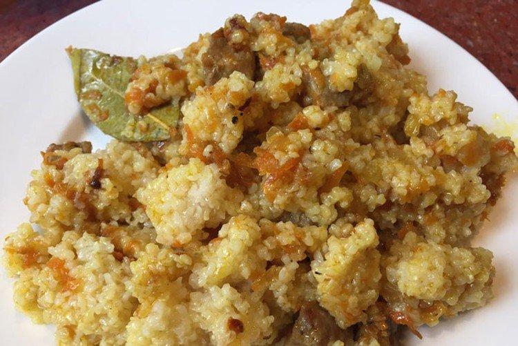 Bouillie d'orge aux aubergines