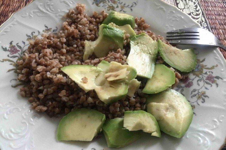 Bouillie de sarrasin à l'avocat