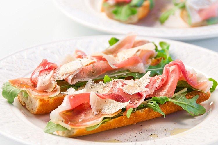 Bruschetta aux lardons