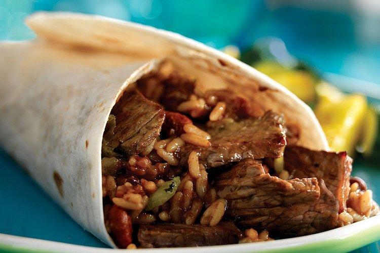 Burrito au boeuf, riz et pruneaux