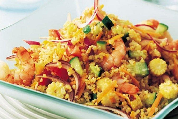 Bouillie de blé aux crevettes et légumes