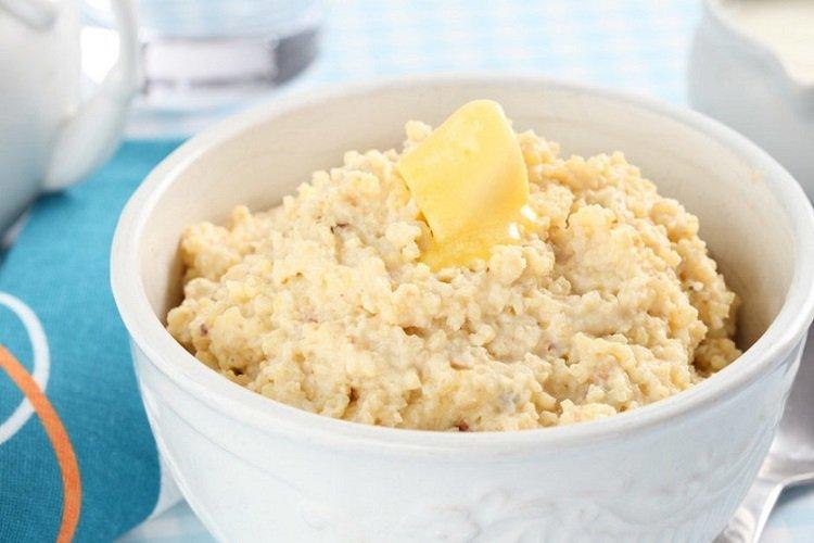 Bouillie de blé avec du lait