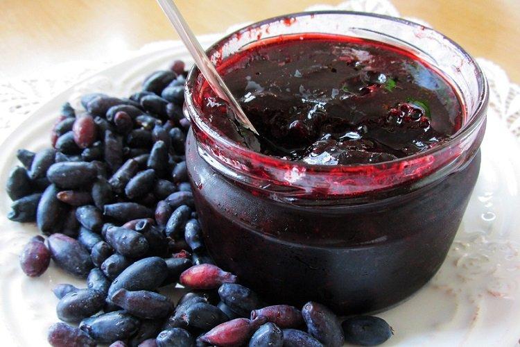 Confiture de chèvrefeuille à l'acide citrique