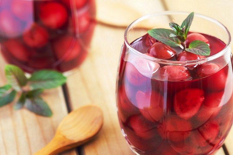 Compote de cerises et menthe