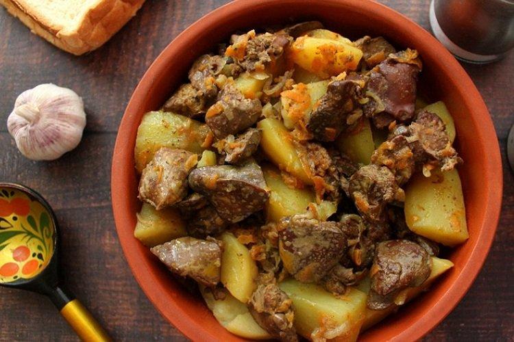 Pommes de terre sautées au foie de volaille