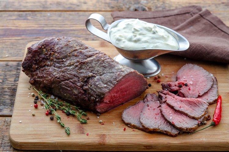 Rôti de boeuf sauce aromatique
