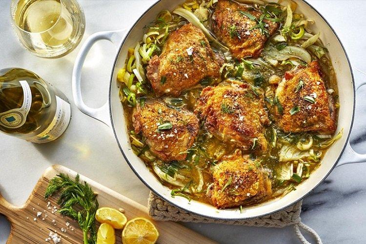 Cuisses de poulet mijotées au fenouil et oignons