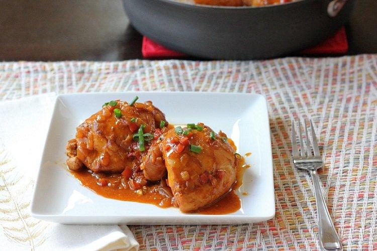 Poulet mijoté à la sauce aigre-douce