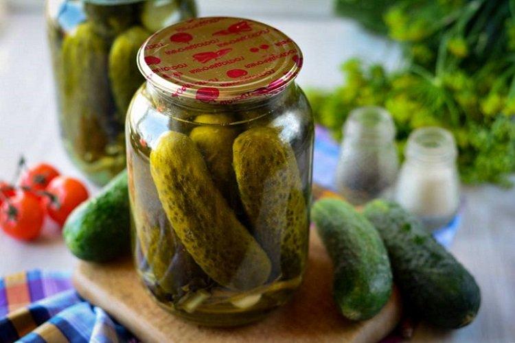 Concombres croustillants à la farine de seigle