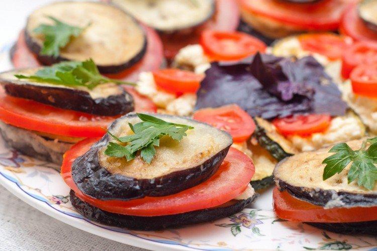 Apéritif aubergines et tomates
