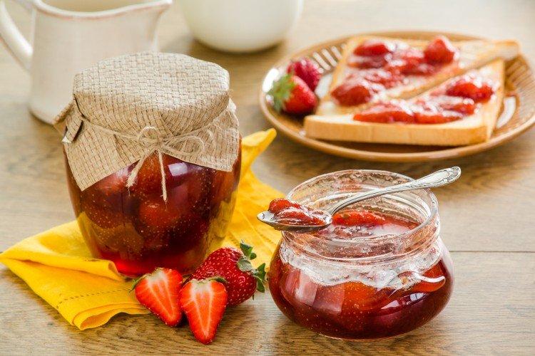 Confiture de fraises au miel