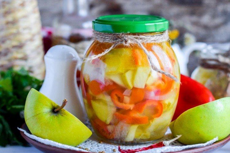 Salade de poivrons d'hiver aux pommes