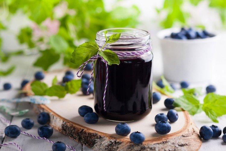 Confiture de groseilles rouges et myrtilles