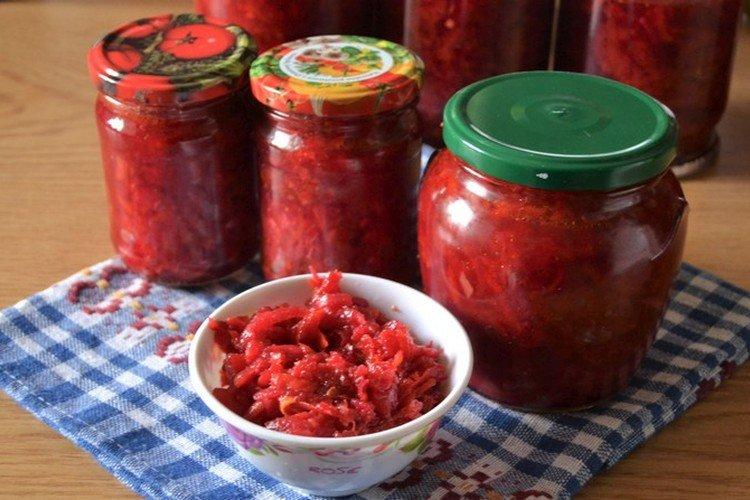 Salade de tomates et betteraves pour l'hiver
