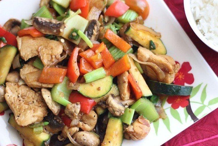 Sauté aux légumes et au poulet