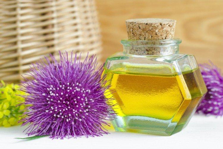 Masque de bardane pour nourrir les cheveux