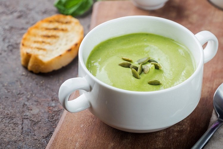 Soupe de courgettes et purée d'avocat