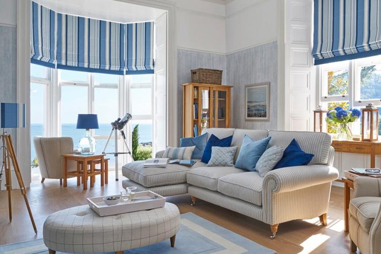 Style méditerranéen dans le salon à Khrouchtchev - Interior Design