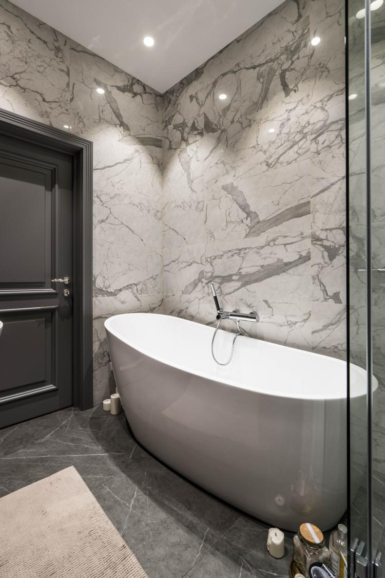 Intérieur d'un appartement sur le remblai de Mytninskaya