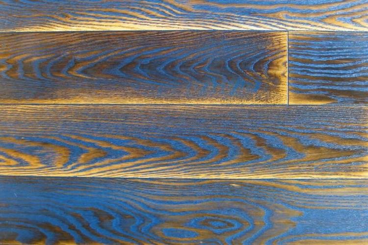 Éraflures et brosses - Comment mettre à niveau de vieilles chaises