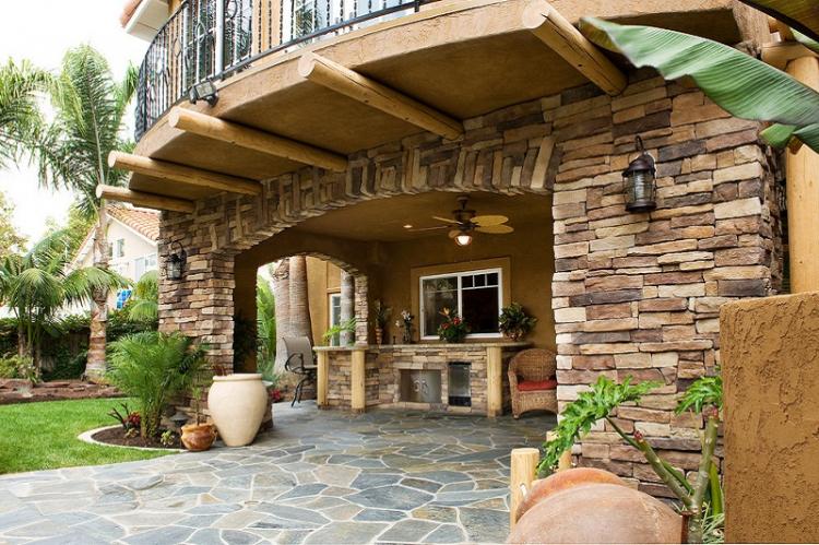 Comment décorer un porche de maison privée - Porche en pierre