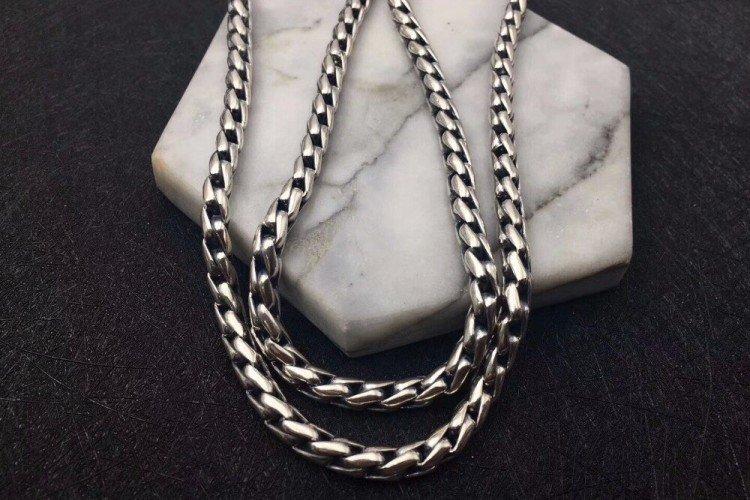 Gomme de papeterie - Comment nettoyer une chaîne en argent à la maison