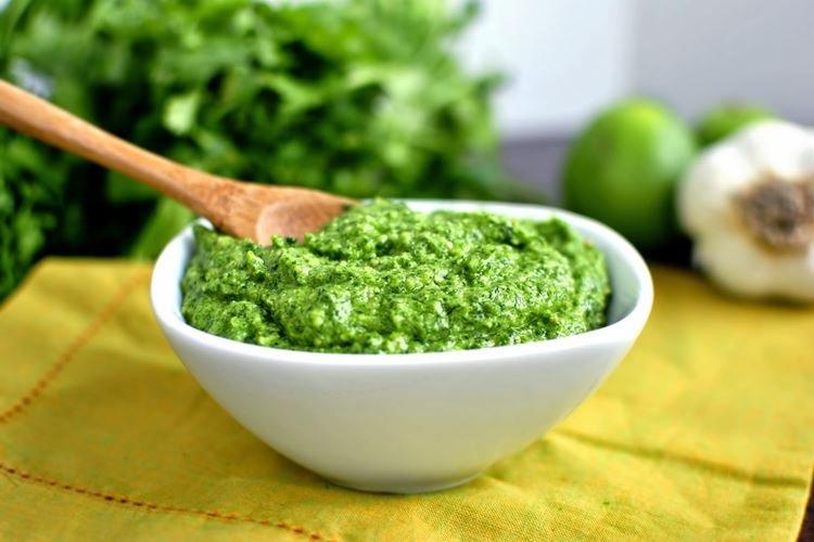 Pesto - Comment faire des flèches d'ail rapides et délicieuses