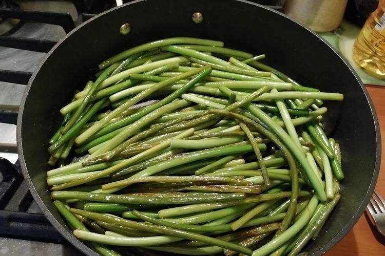 Flèches frites - Comment faire cuire des flèches à l'ail rapidement et délicieusement