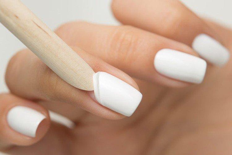 Est-il possible d'arracher le vernis gel - Comment enlever le vernis gel à la maison