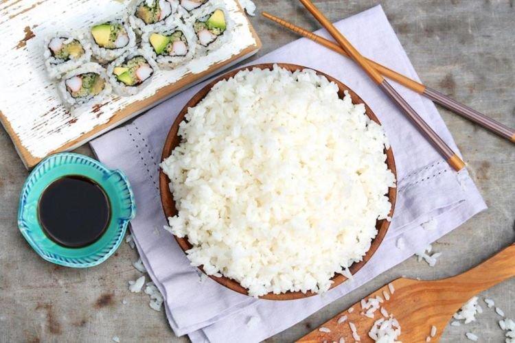 Comment faire cuire du riz à sushi