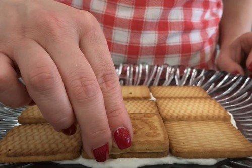 Crème sure sans cuisson - une recette étape par étape