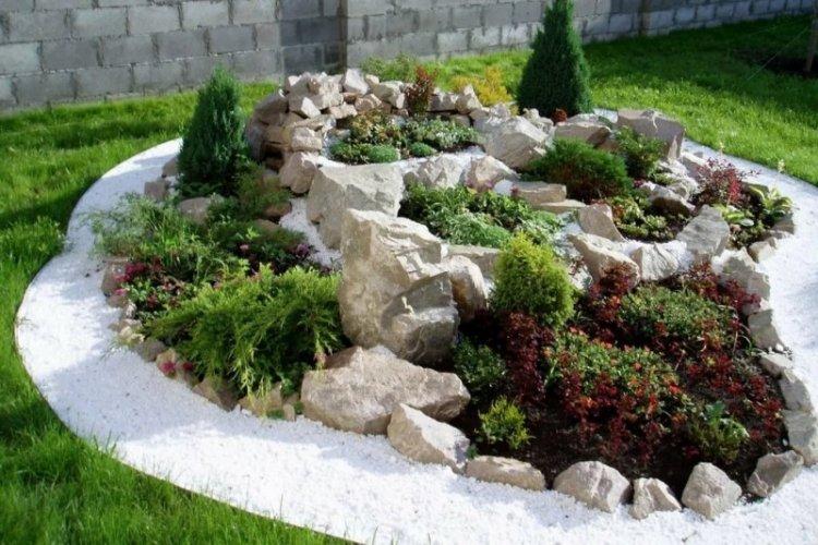 Parterres de pierres de leurs propres mains