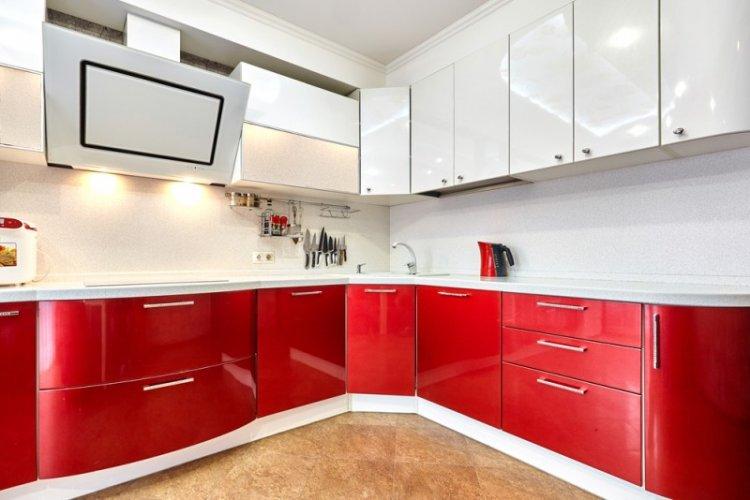 Style moderne - Rouge à l'intérieur