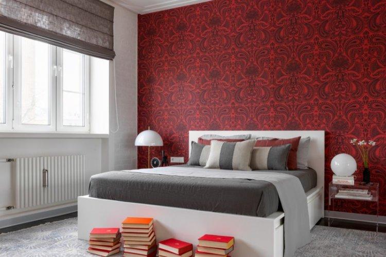 Couleur rouge à l'intérieur de la chambre - photo