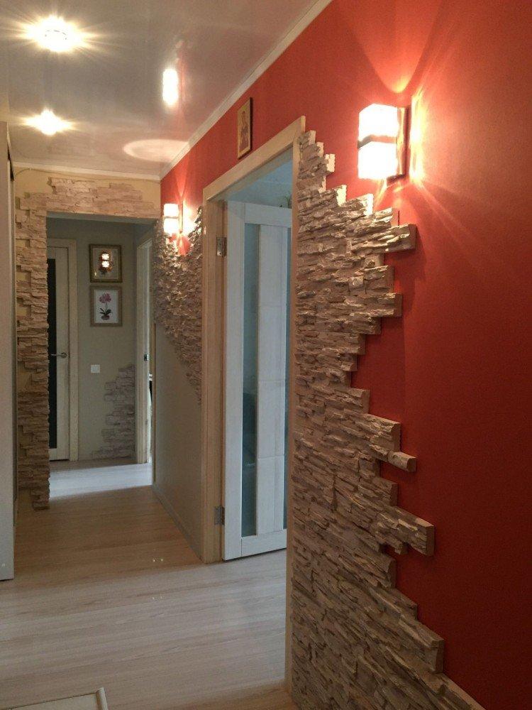 Couleur rouge à l'intérieur du couloir et du couloir - photo