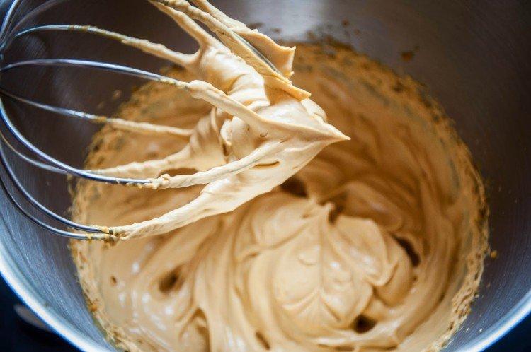 Gâteau éponge au caramel - recettes