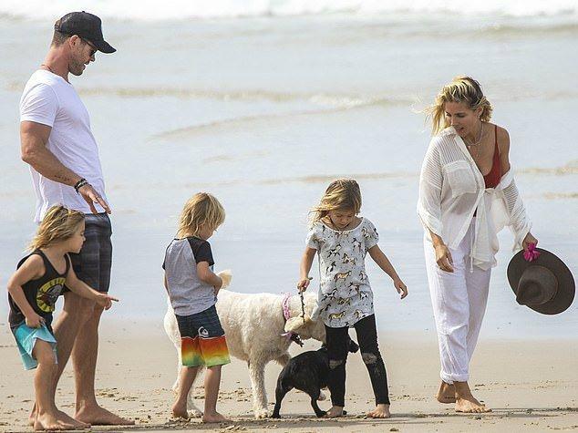 Chris Hemsworth avec sa femme et ses enfants