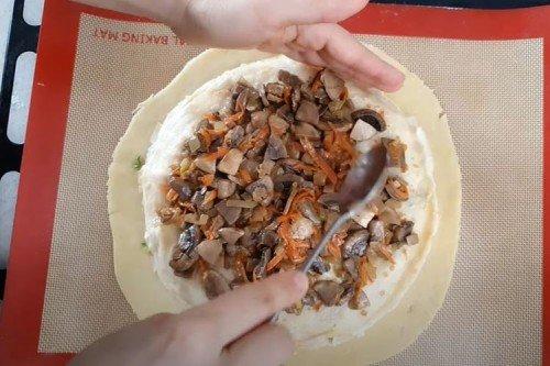 Poulet multicouche avec plusieurs types de garniture - recette étape par étape