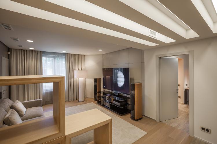 Appartement 102 nuances de gris - design d'intérieur