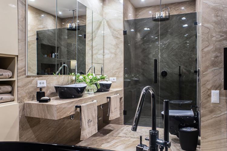 Appartement au RC Ark Palace