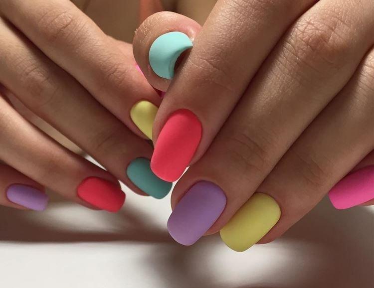 Manucure mate 2020 - Tendances de la mode