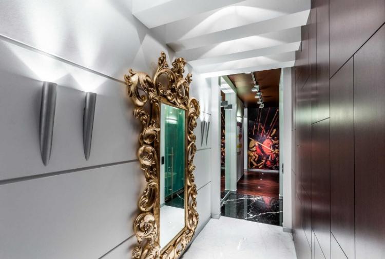 Panneaux MDF dans le couloir - photo