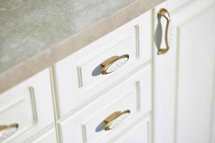 Poignées de meubles inhabituelles - photo