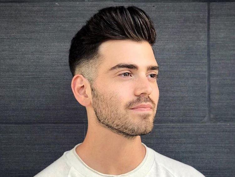 Pompadour - Coupes de cheveux homme à la mode 2020