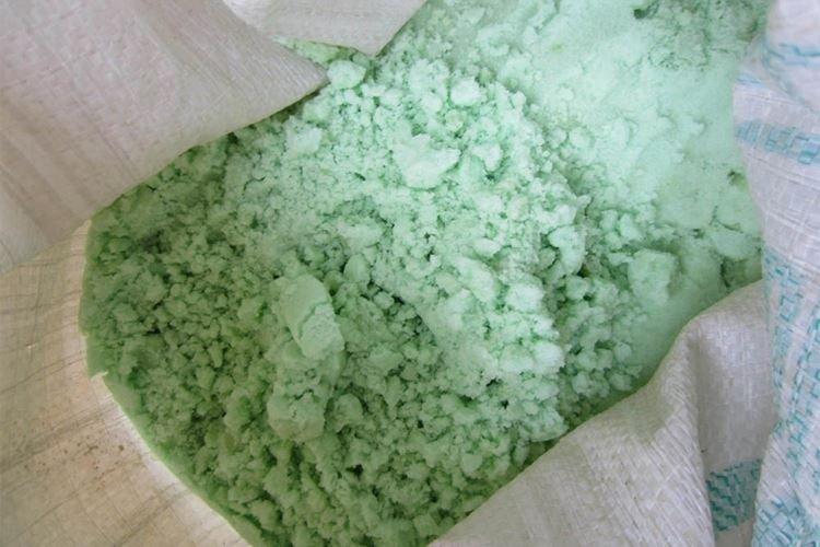 Fer vitriol - Traitement des groseilles à partir de l'oïdium