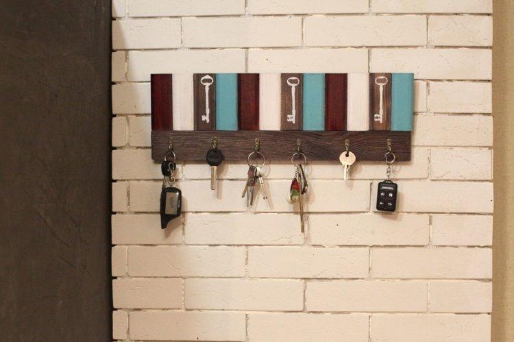 Porte-clés mural à faire soi-même pour le couloir - photo