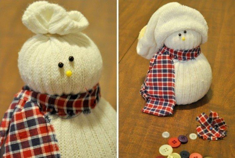 Chaussette bonhomme de neige - Bricolage de Noël pour les enfants