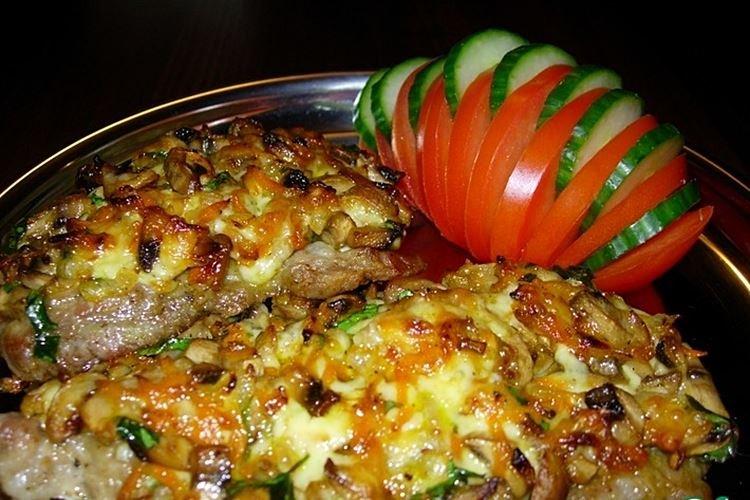 Côtelettes de porc aux légumes - recettes