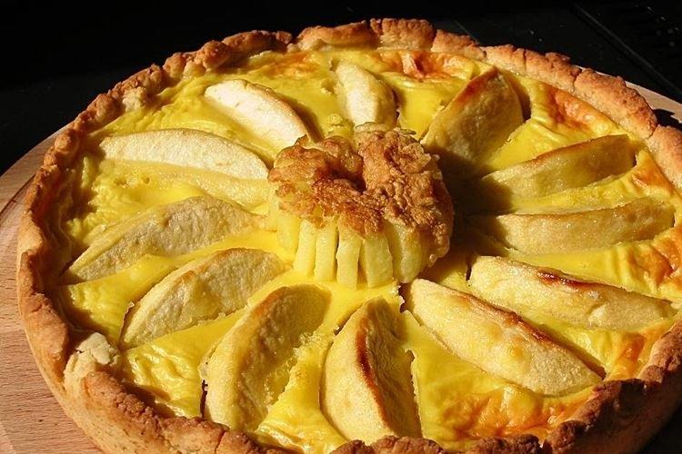 Tarte aux pommes, yaourt et miel - recettes étape par étape